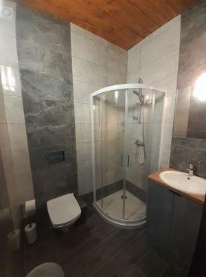 Apartamenty Roza Wiatrow Solec-Zdrój Kültér fotó