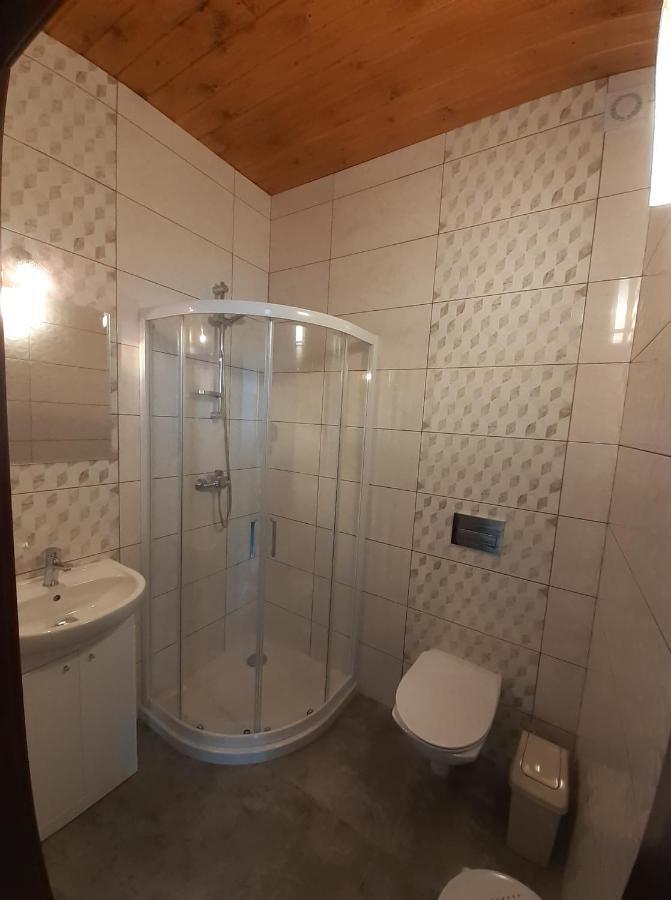 Apartamenty Roza Wiatrow Solec-Zdrój Kültér fotó
