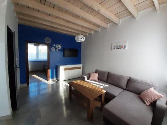 Apartamenty Roza Wiatrow Solec-Zdrój Kültér fotó
